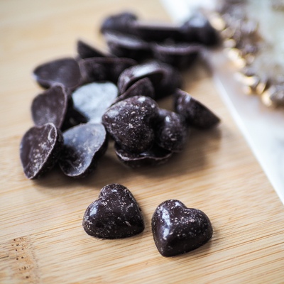 Глазурь кондитерская Сердца тёмные 50 гр